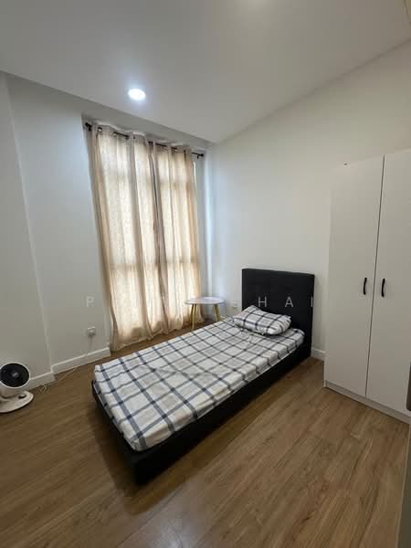 Condominium for Rent at Vivo Residential Suites - Perry Chai - Bedroom - PropertyGuru.com.my