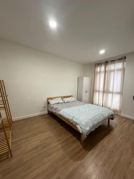 Condominium for Rent at Vivo Residential Suites - Perry Chai - Bedroom - PropertyGuru.com.my