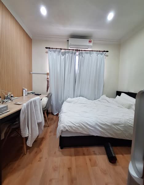 Rumah Teres 2 Tingkat untuk Dijual di SS 23, Taman Sea (Petaling Jaya) - Lily Siow - Bedroom - PropertyGuru.com.my
