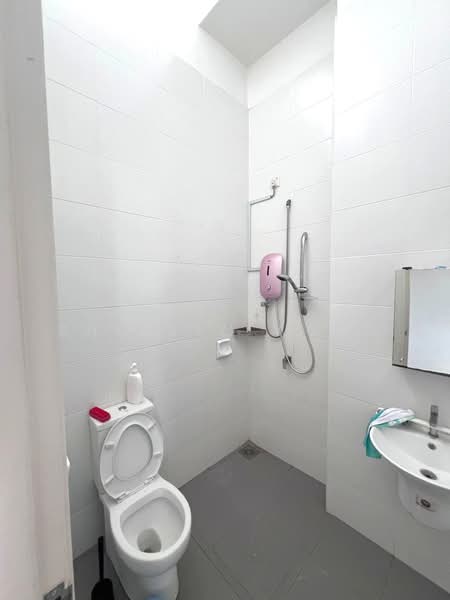 2-storey Terraced House for Rent in Eco Summer (Johor Bahru) - Shereen Wong - Bathroom - PropertyGuru.com.my