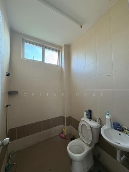 Rumah Berkembar untuk Disewa di Parit Sulong (Batu Pahat) - Celine Chai - Bathroom - PropertyGuru.com.my