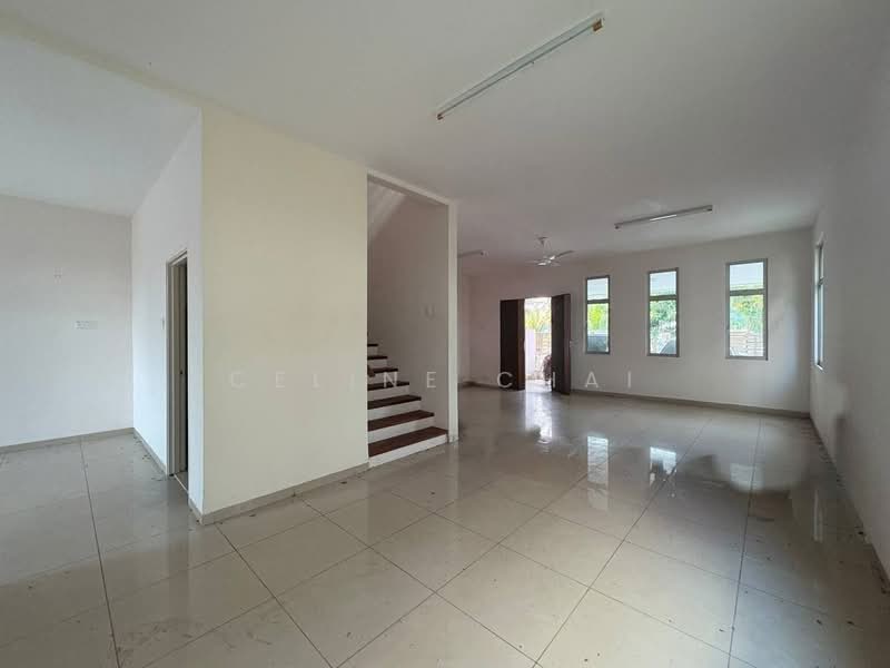 Rumah Berkembar untuk Disewa di Parit Sulong (Batu Pahat) - Celine Chai - Living Room - PropertyGuru.com.my