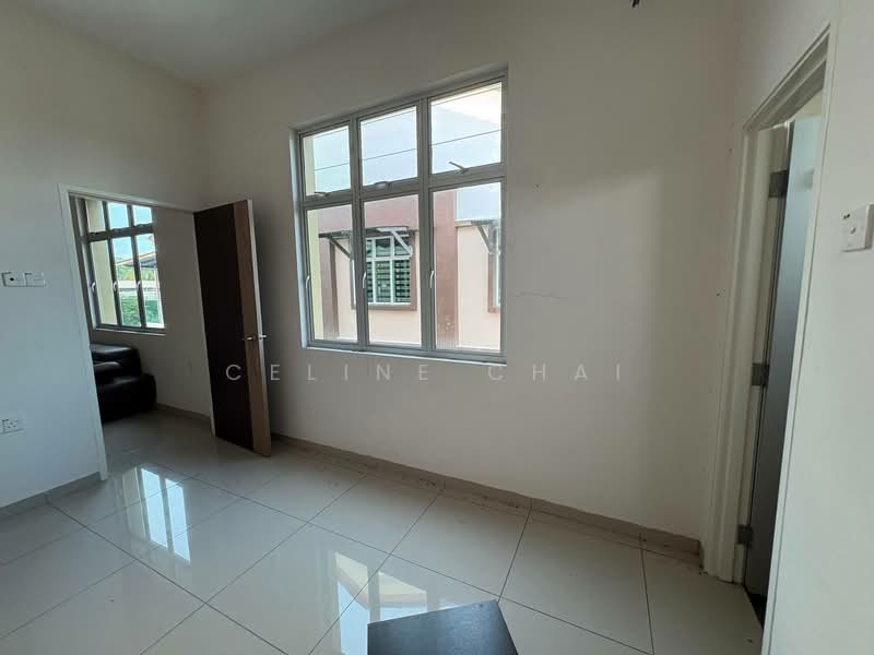 Rumah Berkembar untuk Disewa di Parit Sulong (Batu Pahat) - Celine Chai - Interior - PropertyGuru.com.my