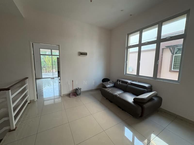 Rumah Berkembar untuk Disewa di Parit Sulong (Batu Pahat) - Celine Chai - Living Room - PropertyGuru.com.my