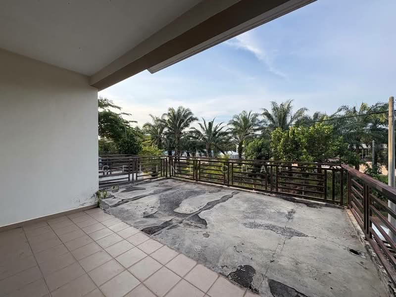 Rumah Berkembar untuk Disewa di Parit Sulong (Batu Pahat) - Celine Chai - Balcony - PropertyGuru.com.my