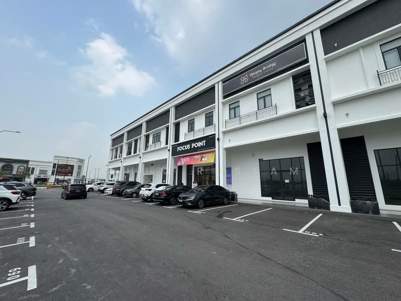 Shop for Rent in Eco Grandeur (Puncak Alam) - Fahim Rustam - Exterior - PropertyGuru.com.my