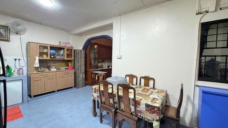 2-storey Terraced House for Sale in Taman Ungku Tun Aminah (Skudai) - Chris Lee - Dining Room - PropertyGuru.com.my