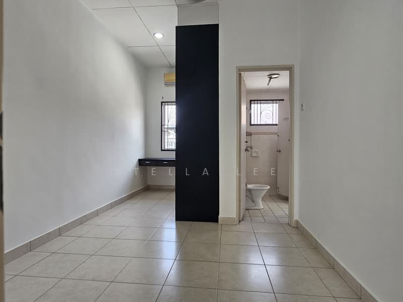 Rumah Teres 2 Tingkat untuk Dijual di Bandar Mahkota Cheras (Cheras) - Stella Lee - Bathroom - PropertyGuru.com.my