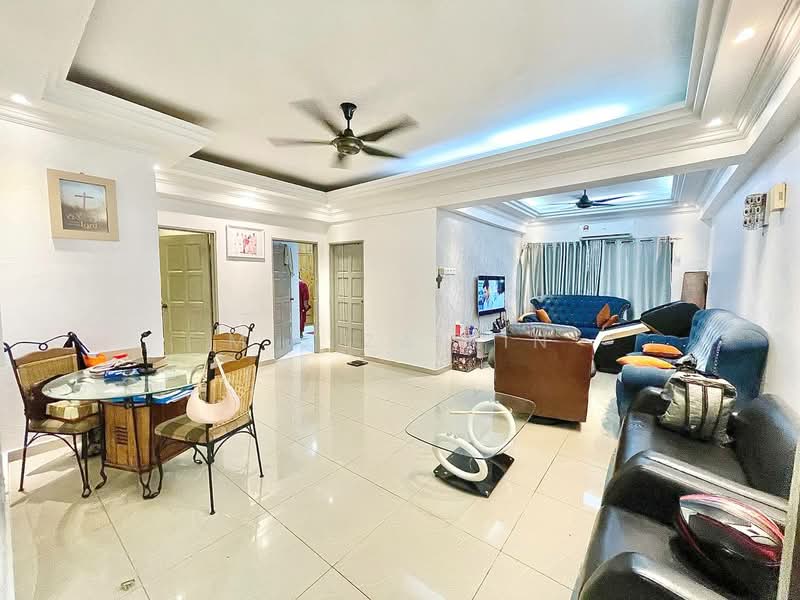 Apartment for Sale at Prima Saujana - M.J Zairin - Living Room - PropertyGuru.com.my
