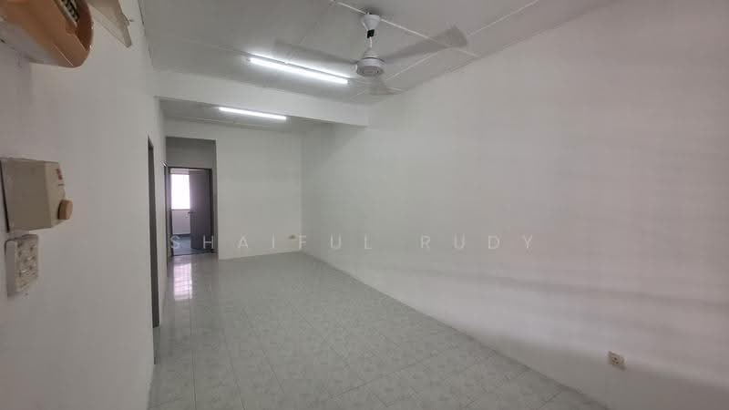 Rumah Teres 1-Tingkat untuk Dijual di Bandar Baru Kuala Selangor (Kuala Selangor) - Shaiful Rudy - Interior - PropertyGuru.com.my