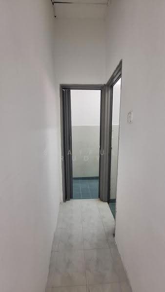 Rumah Teres 1-Tingkat untuk Dijual di Bandar Baru Kuala Selangor (Kuala Selangor) - Shaiful Rudy - Interior - PropertyGuru.com.my