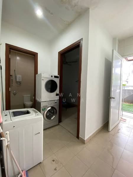 3.5-storey Terraced House for Rent in Ampang (Selangor) - Uswani Mazuwan - Bathroom - PropertyGuru.com.my