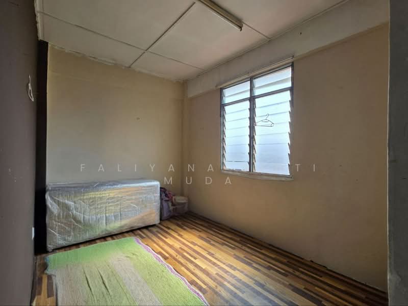 Apartment for Sale at Apartment Kasawari - Faliyana binti Muda - PropertyGuru.com.my
