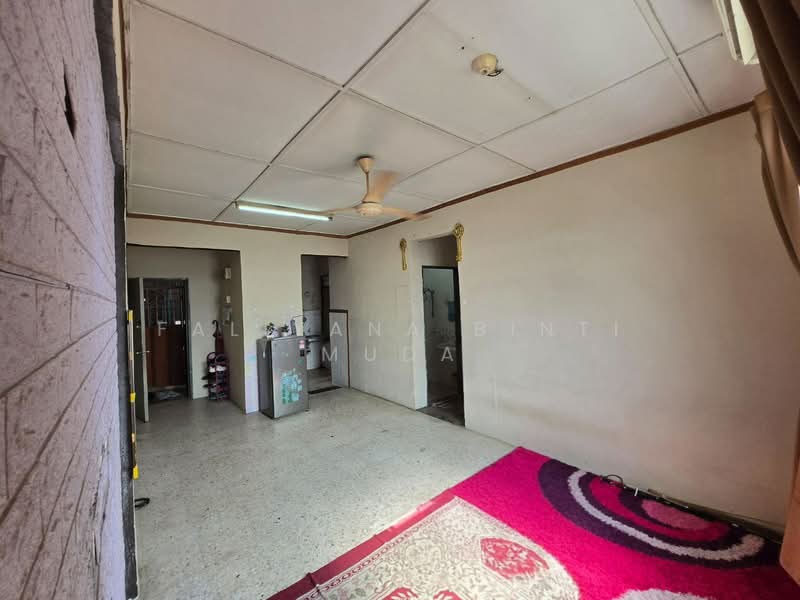 Apartment for Sale at Apartment Kasawari - Faliyana binti Muda - PropertyGuru.com.my