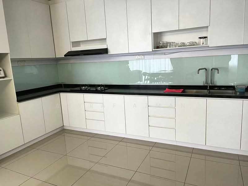 Condominium for Rent at Dwiputra Residences - Asyraf Azman - Kitchen - PropertyGuru.com.my