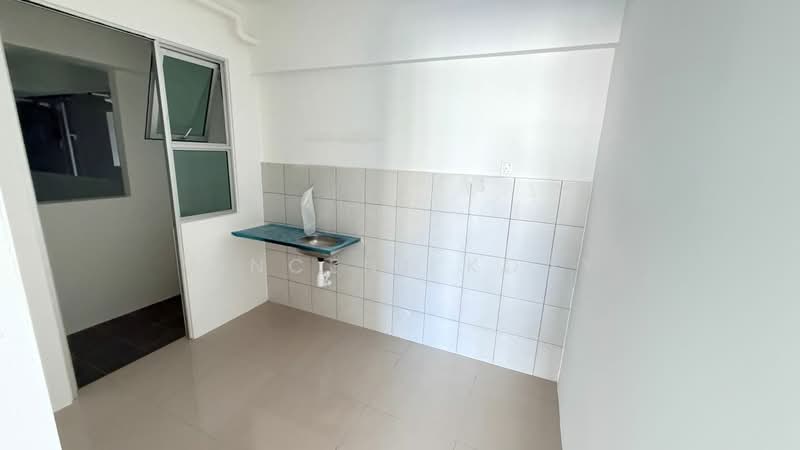 Service Residence for Sale at FORESHORE RESIDENCE - Vincent Koay - Kitchen - PropertyGuru.com.my