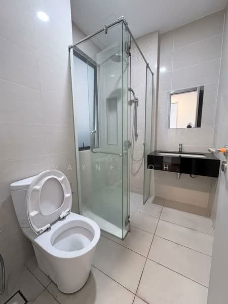 Service Residence for Rent at Sapphire Paradigm - Vayne Toh - Bathroom - PropertyGuru.com.my