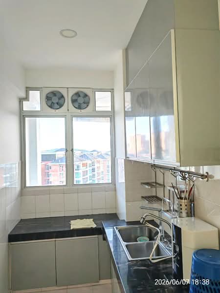 Kondominium untuk Disewa di Green Acre - Terry Yee - Kitchen - PropertyGuru.com.my