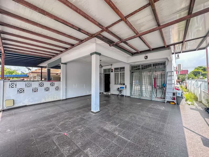 Rumah Teres 2 Tingkat untuk Dijual di Bandar Baru Salak Tinggi (Sepang) - Akramin Firdaus Bin Mokhtar - PropertyGuru.com.my