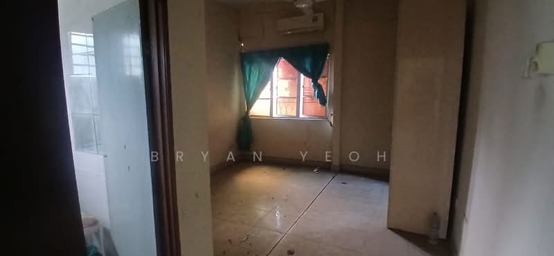 Rumah Teres untuk Dijual di Taman Anugerah (Shah Alam) - Bryan Yeoh - Interior - PropertyGuru.com.my
