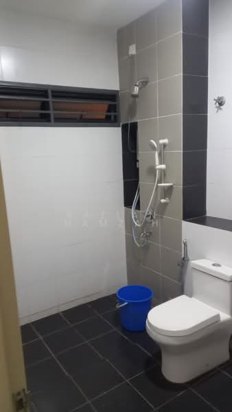 2-storey Terraced House for Sale in Nilai (Negeri Sembilan) - Razlan Hamzah - Bathroom - PropertyGuru.com.my
