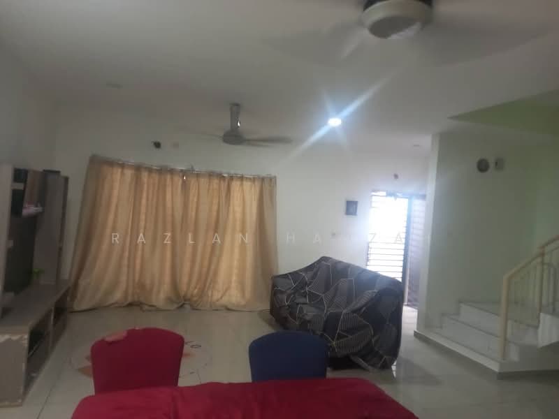 2-storey Terraced House for Sale in Nilai (Negeri Sembilan) - Razlan Hamzah - Living Room - PropertyGuru.com.my