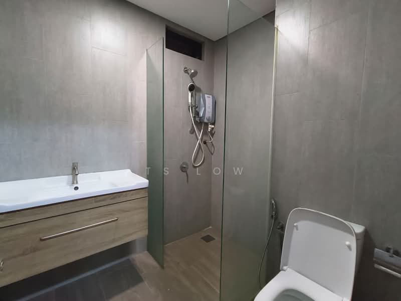 Service Residence for Sale at Geo Bukit Rimau - TS Low - Bathroom - PropertyGuru.com.my