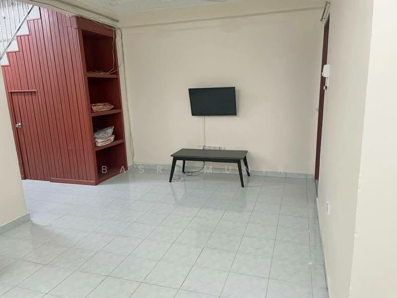 1.5-storey Terraced House for Rent in Bandar Tun Razak (Cheras) - Basri Munir - Living Room - PropertyGuru.com.my