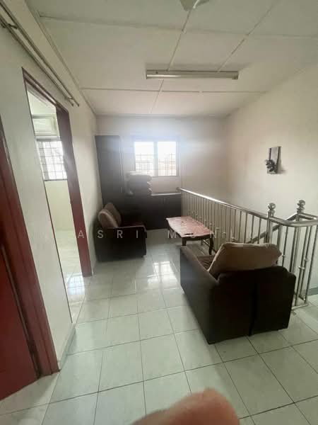 1.5-storey Terraced House for Rent in Bandar Tun Razak (Cheras) - Basri Munir - Living Room - PropertyGuru.com.my
