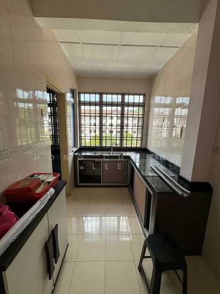 Rumah Bandar untuk Disewa di Johor Bahru (Johor) - Hong Charng Lee - Kitchen - PropertyGuru.com.my
