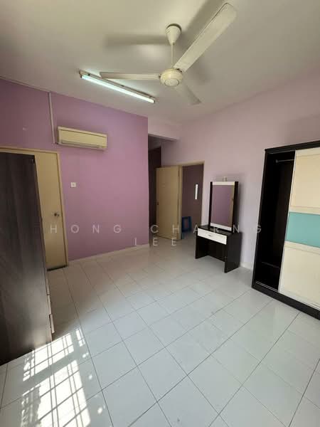 Rumah Bandar untuk Disewa di Johor Bahru (Johor) - Hong Charng Lee - Bedroom - PropertyGuru.com.my