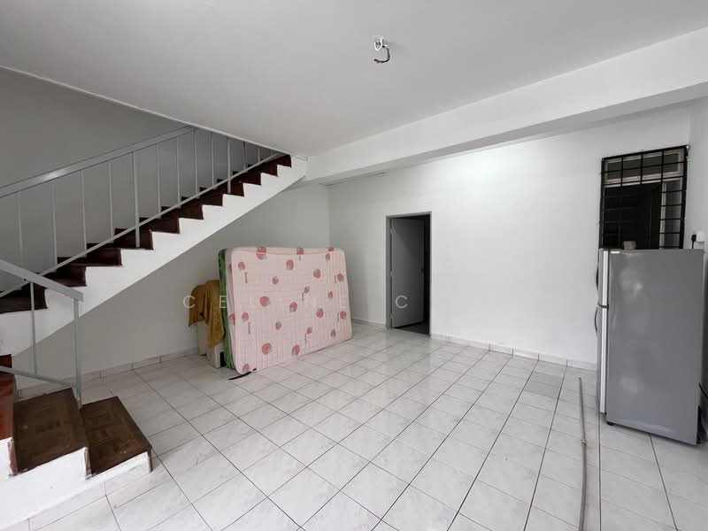 Rumah Teres 2 Tingkat untuk Disewa di Taman Muhibbah (Kulai) - Celine Chai - Interior - PropertyGuru.com.my