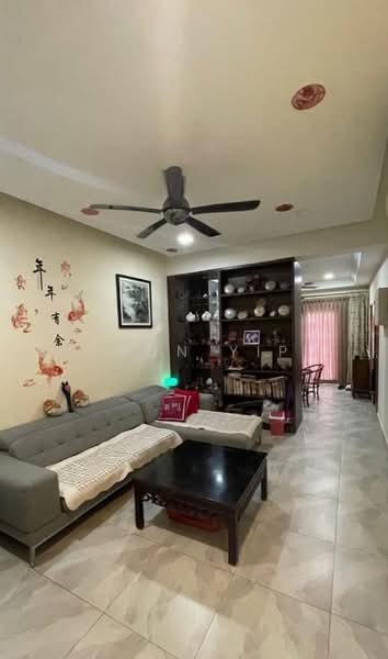1-storey Terraced House for Sale in Taman Ehsan (Kepong) - Chun Yip - Living Room - PropertyGuru.com.my