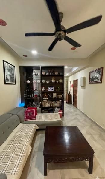1-storey Terraced House for Sale in Taman Ehsan (Kepong) - Chun Yip - Living Room - PropertyGuru.com.my