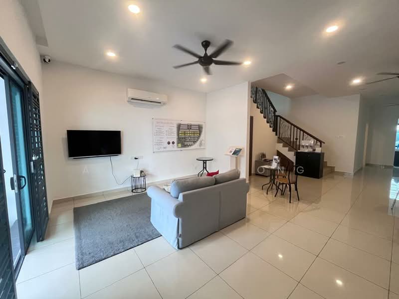 Rumah Teres untuk Dijual di Bandar Seri Botani (Ipoh) - Ainsley Thong - Living Room - PropertyGuru.com.my
