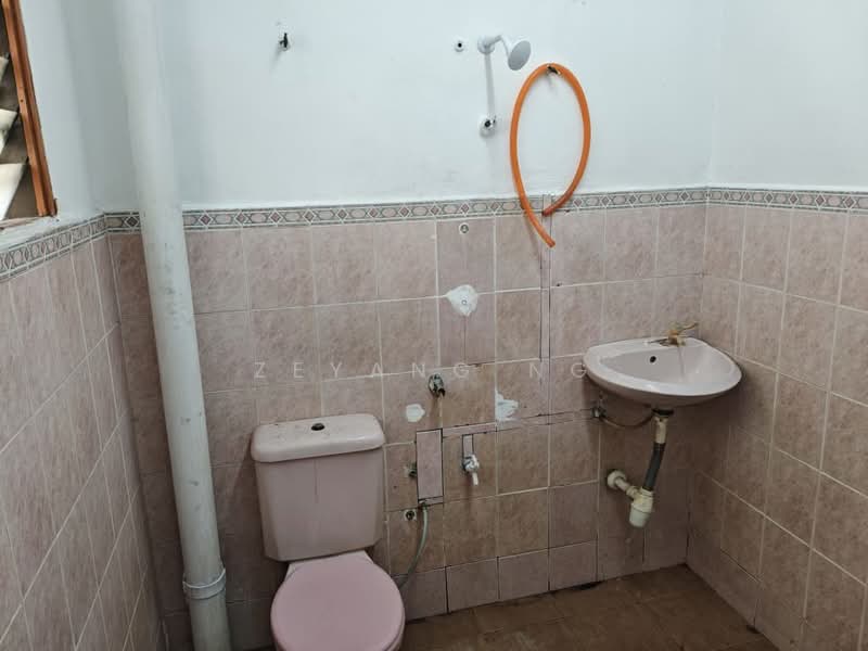 2-storey Terraced House for Rent in Bandar Sunway (Sunway) - Zeyang Ng - Bathroom - PropertyGuru.com.my
