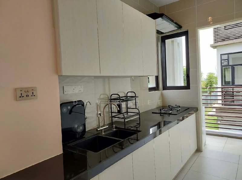 Townhouse for Rent in Puchong (Selangor) - David Lee - Kitchen - PropertyGuru.com.my