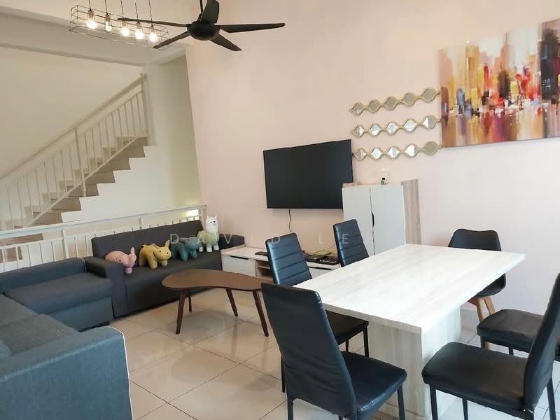 Townhouse for Rent in Puchong (Selangor) - David Lee - Living Room - PropertyGuru.com.my
