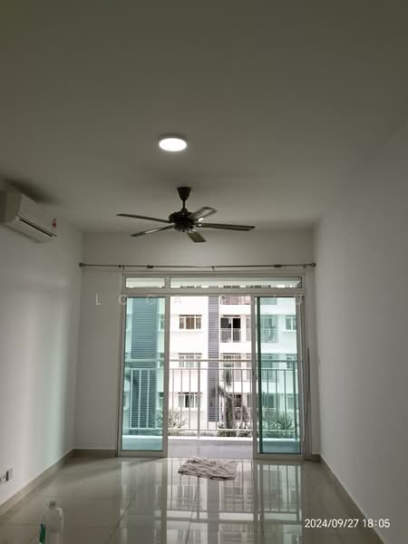 Servis Apartment untuk Dijual di V-Residensi 2 - Loga Raju - Living Room - PropertyGuru.com.my