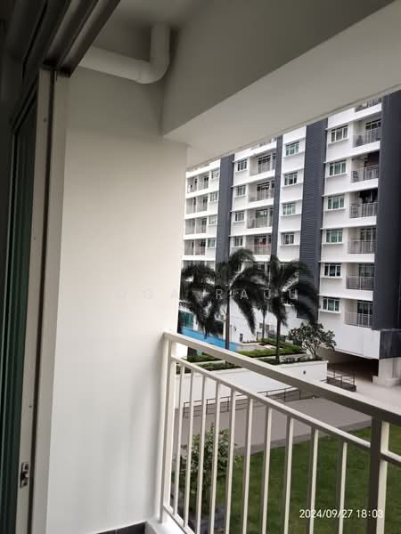 Servis Apartment untuk Dijual di V-Residensi 2 - Loga Raju - Balcony - PropertyGuru.com.my
