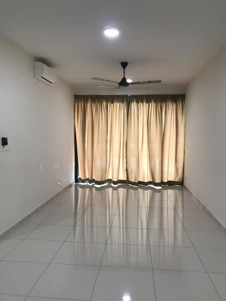 Kondominium untuk Dijual di Infiniti 3 Residences - Low Kok Pin - Living Room - PropertyGuru.com.my