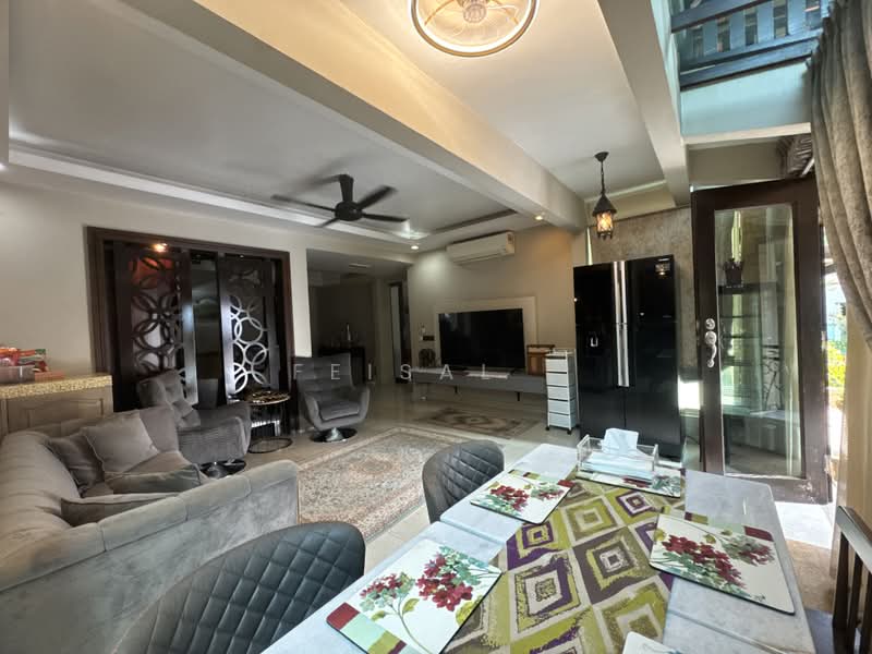 2-storey Terraced House for Sale in Kota Damansara (Selangor) - Feisal . - Living Room - PropertyGuru.com.my