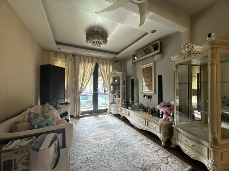2-storey Terraced House for Sale in Kota Damansara (Selangor) - Feisal . - Living Room - PropertyGuru.com.my