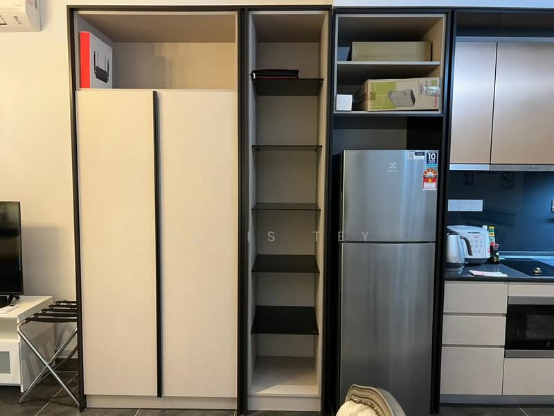 Service Residence for Sale at Scarletz Suites @ KL City Centre - Davis Tey - PropertyGuru.com.my