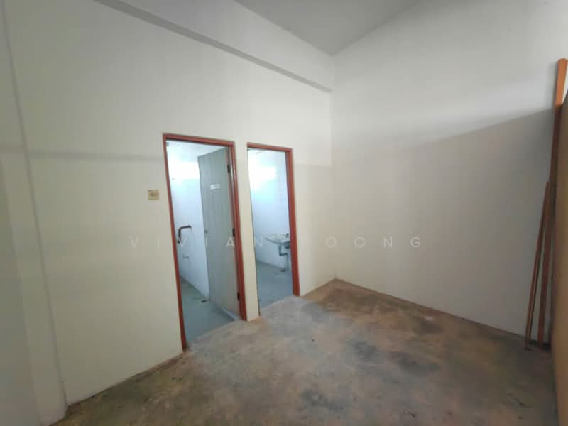 Shop for Rent in Tambun (Perak) - Vivian Foong - Interior - PropertyGuru.com.my