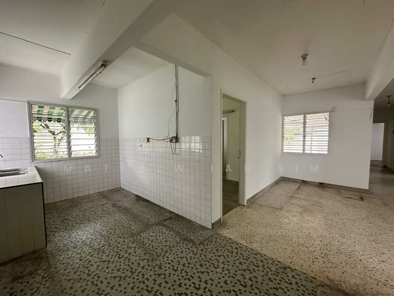 Bungalow for Sale in Kampung Tunku (Petaling Jaya) - Matthew Ian Sim - Kitchen - PropertyGuru.com.my