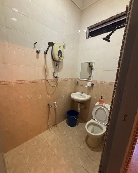 2-storey Terraced House for Sale in Kuantan (Pahang) - Soon Yen Loo - Bathroom - PropertyGuru.com.my