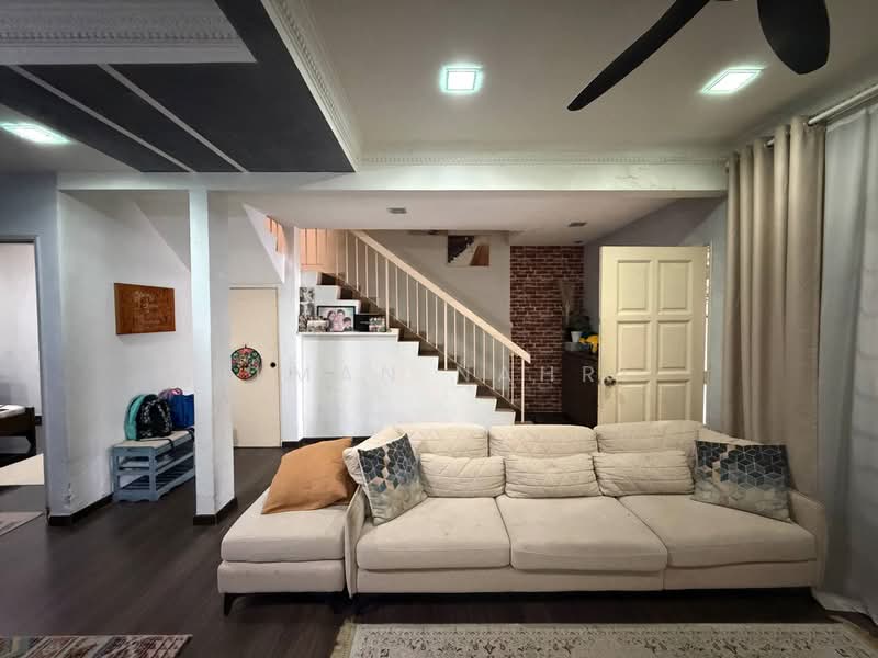 2-storey Terraced House for Sale in Taman Impian Jaya (Kajang) - Ilman Nahri - Living Room - PropertyGuru.com.my