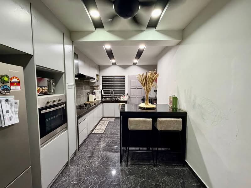 2-storey Terraced House for Sale in Taman Impian Jaya (Kajang) - Ilman Nahri - Kitchen - PropertyGuru.com.my