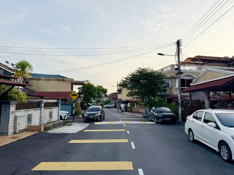 2-storey Terraced House for Sale in Taman Impian Jaya (Kajang) - Ilman Nahri - Exterior - PropertyGuru.com.my